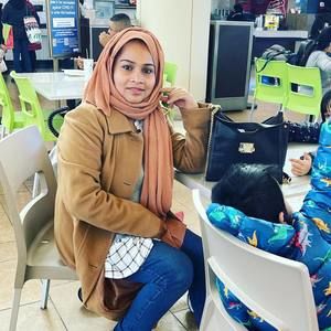 Meet your Posher, Sayeda